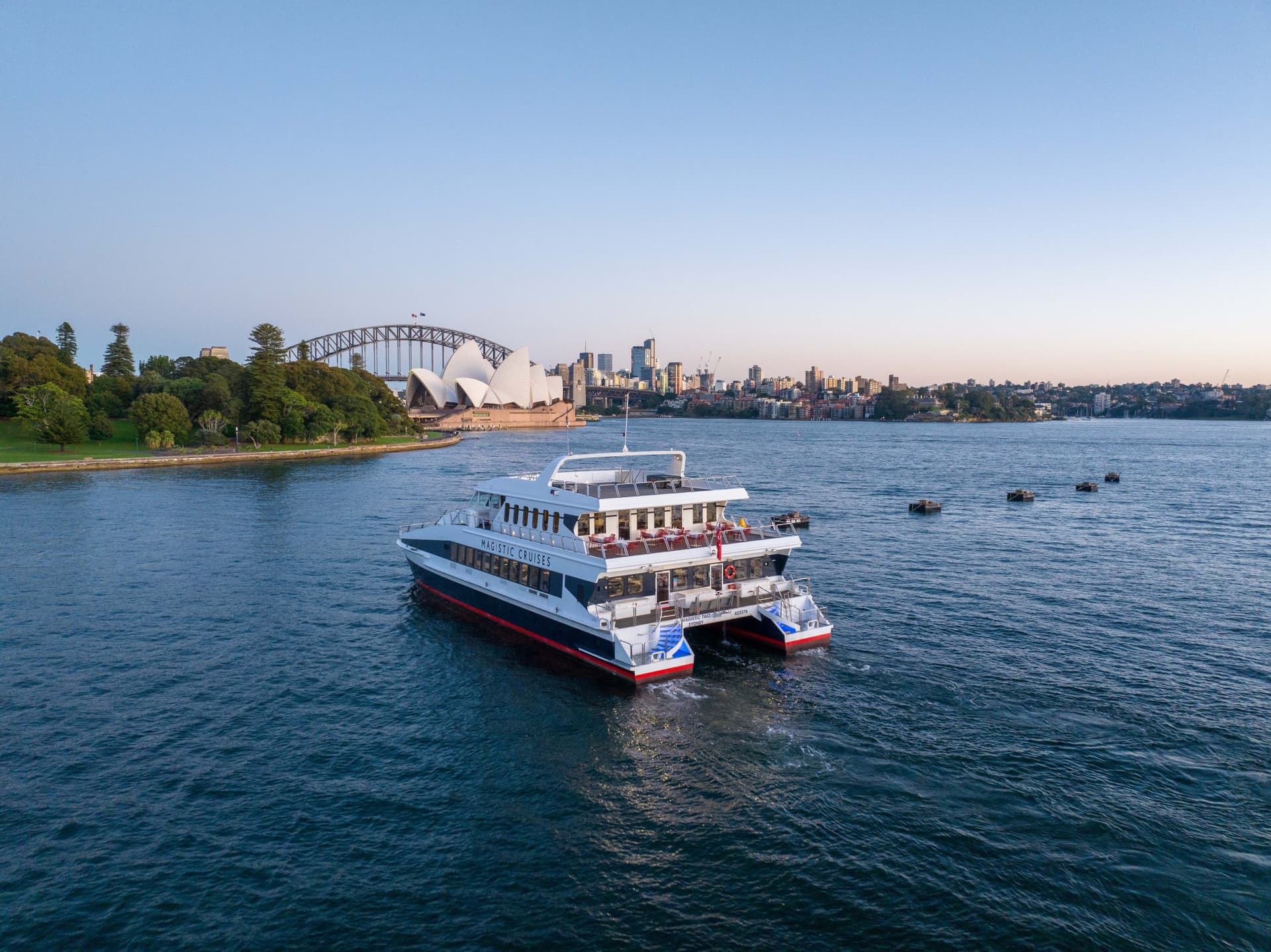 Sydney Harbour Buffet Lunch Cruise aboard Magistic Cruises from Darling Harbour - image 5